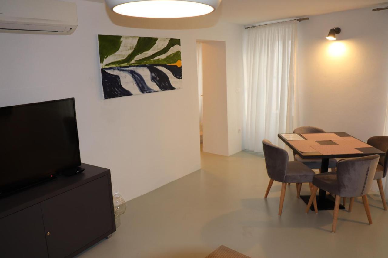 Apartment Adriatico Eterno 2 Ровин Екстериор снимка